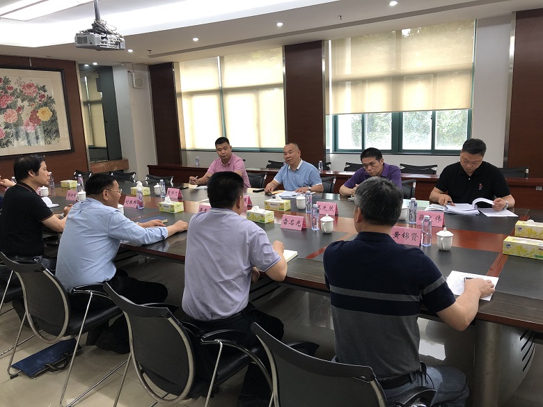 联合检查组召开座谈会听取渔船安全生产工作汇报0.jpg