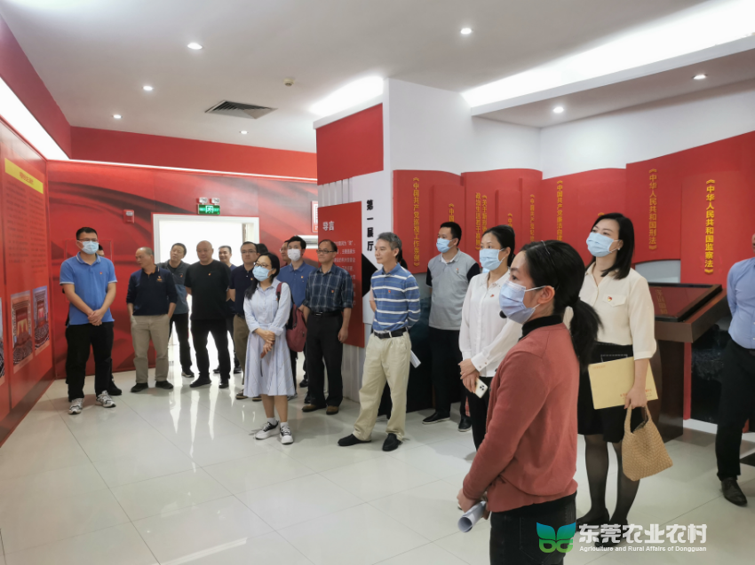 参观东莞市反腐倡廉教育基地.jpg