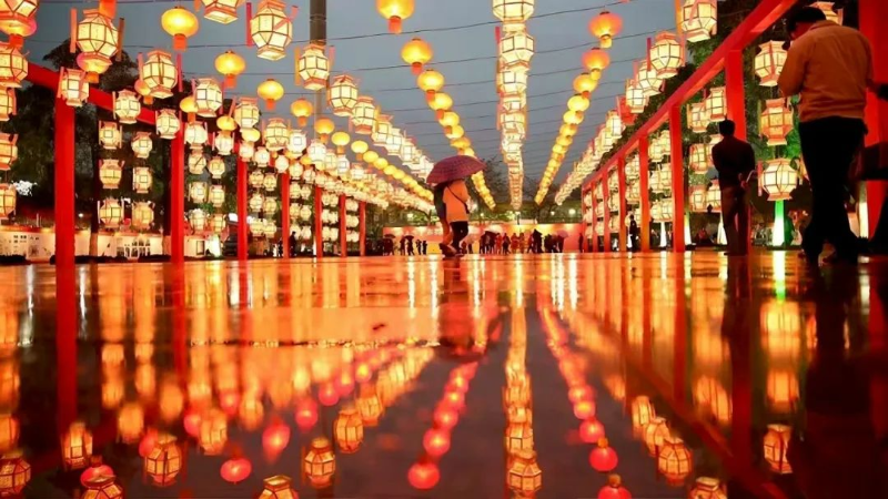 非遗在水一方丨水乡洪梅：光影摇曳处 烛火映清欢